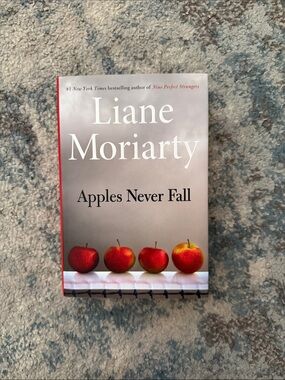 Liane Moriarty - Apples Never Fall (Paperback)